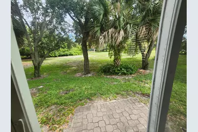 3189 Laurel Ridge Circle, Riviera Beach, FL 33404 - Photo 13