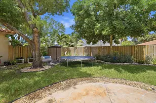6261 NW 38th Dr, Coral Springs, FL 33067 - Photo 41
