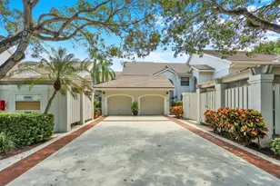 16000 W Bay Dr, Jupiter, FL 33477 - Photo 9
