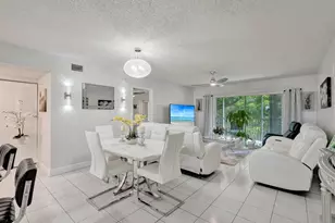 130 Lake Meryl Dr, West Palm Beach, FL 33411 - Photo 7