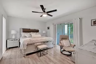 130 Lake Meryl Dr, West Palm Beach, FL 33411 - Photo 11