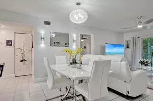 130 Lake Meryl Dr, West Palm Beach, FL 33411 - Photo 9