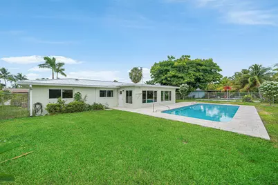 311 NE 23rd Way, Boca Raton, FL 33431 - Photo 11