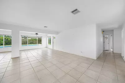 311 NE 23rd Way, Boca Raton, FL 33431 - Photo 5