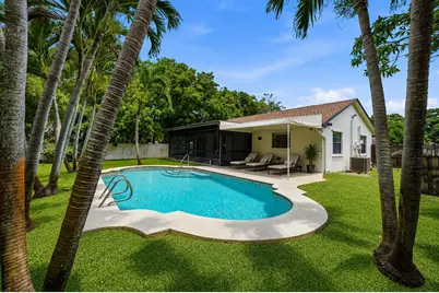 7085 Hyatt Avenue, Lantana, FL 33462 - Photo 3