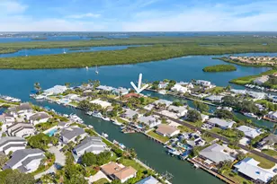 272 Bermuda Beach Dr, Hutchinson Island, FL 34949 - Photo 3