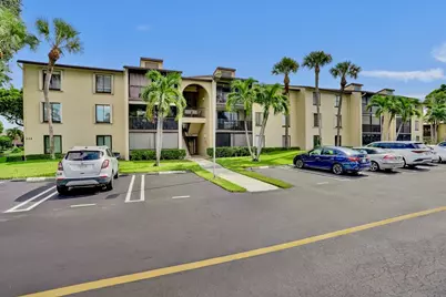 608 Sea Pine Way #E2, Greenacres, FL 33415 - Photo 3