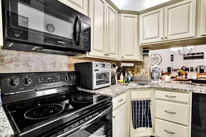 608 Sea Pine Way #E2, Greenacres, FL 33415 - Photo 17