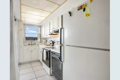 180 NE 12th Avenue #15E, Hallandale Beach, FL 33009 - Photo 11