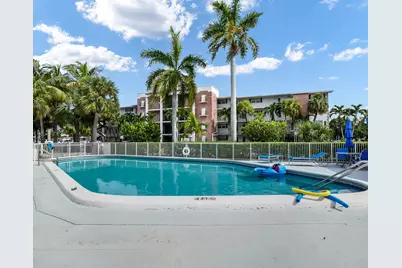 180 NE 12th Avenue #15E, Hallandale Beach, FL 33009 - Photo 23