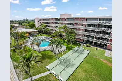 180 NE 12th Avenue #15E, Hallandale Beach, FL 33009 - Photo 1
