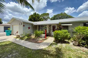 135 SE 26th Ave, Boynton Beach, FL 33435 - Photo 3