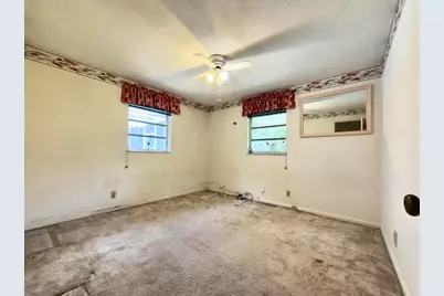 135 SE 26th Avenue, Boynton Beach, FL 33435 - Photo 23