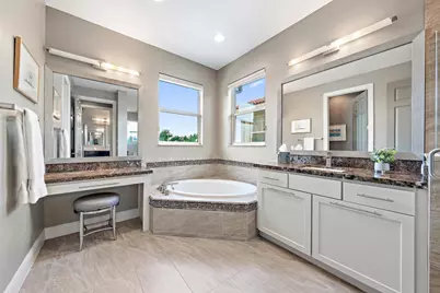 12132 Aviles Circle, Palm Beach Gardens, FL 33418 - Photo 23
