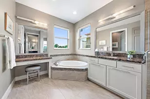 12132 Aviles Cir, Palm Beach Gardens, FL 33418 - Photo 23