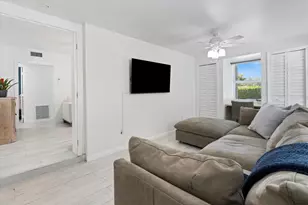 543 NE 3rd Ave, Delray Beach, FL 33444 - Photo 23