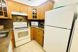 2007 Islewood D, Deerfield Beach, FL 33442 - Photo 7