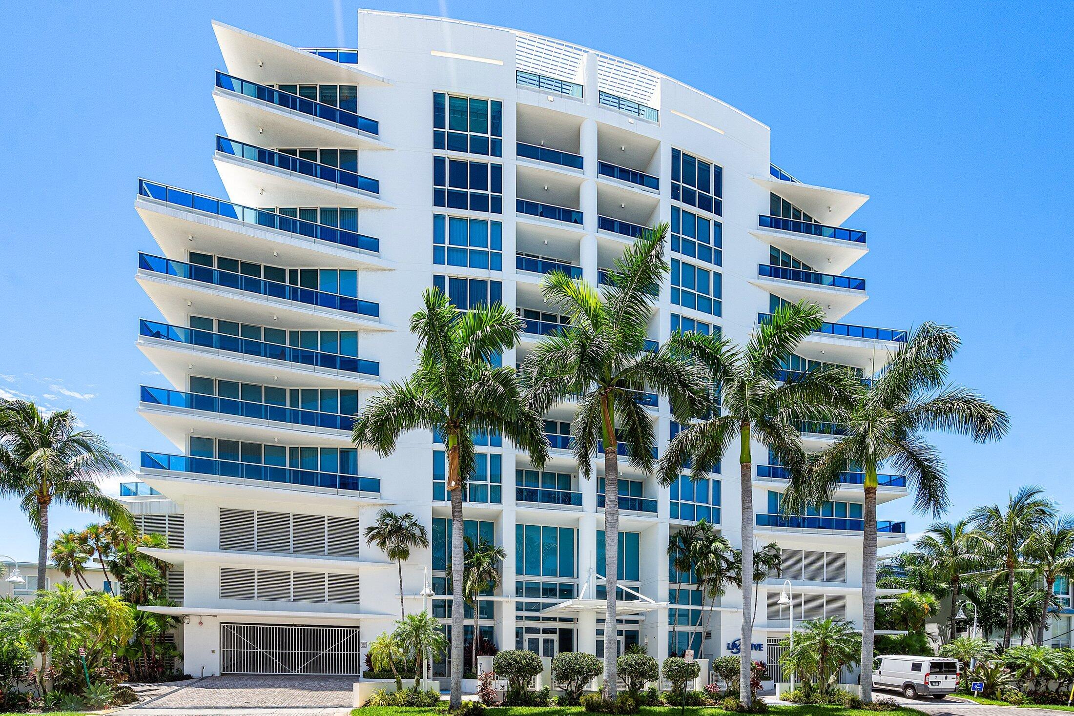 715 Bayshore Dr #Ph4 main architectural view