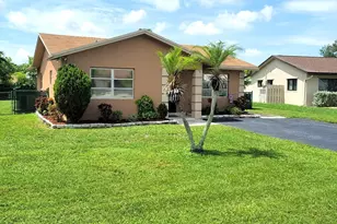 9706 NW 71st St, Tamarac, FL 33321 - Photo 3
