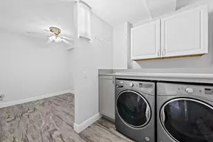 1502 Whitehall Dr, Davie, FL 33324 - Photo 9