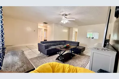 5913 Corson Place, Lake Worth, FL 33463 - Photo 7