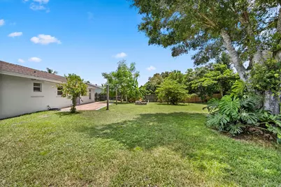 143 Bobwhite Road, Royal Palm Beach, FL 33411 - Photo 21
