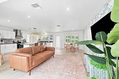 807 SE 9 Terrace, Deerfield Beach, FL 33441 - Photo 19