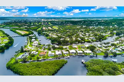 622 SW Pine Tree Lane, Palm City, FL 34990 - Photo 9