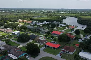 650 SE Hidden River Dr, Port Saint Lucie, FL 34983 - Photo 53