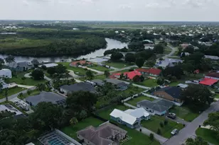 650 SE Hidden River Dr, Port Saint Lucie, FL 34983 - Photo 57