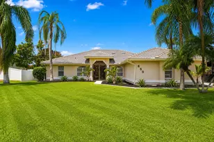 650 SE Hidden River Dr, Port Saint Lucie, FL 34983 - Photo 3