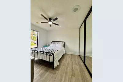 1872 SE Elrose Street, Port Saint Lucie, FL 34952 - Photo 23