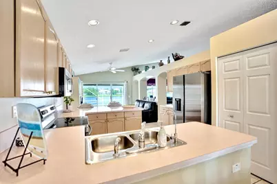 5886 Las Colinas Circle, Lake Worth, FL 33463 - Photo 29