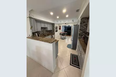 12394 Westhampton Circle, Wellington, FL 33414 - Photo 29