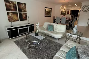 12394 Westhampton Cir, Wellington, FL 33414 - Photo 19