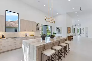 2525 Seminole Cir, West Palm Beach, FL 33409 - Photo 17