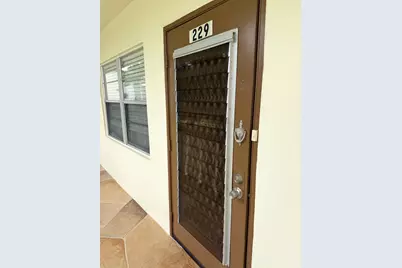 229 Mansfield F, Boca Raton, FL 33434 - Photo 11