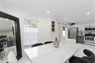5799 Woodland Point Dr, Tamarac, FL 33319 - Photo 13