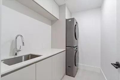 1131 NE 12th Avenue, Fort Lauderdale, FL 33304 - Photo 3