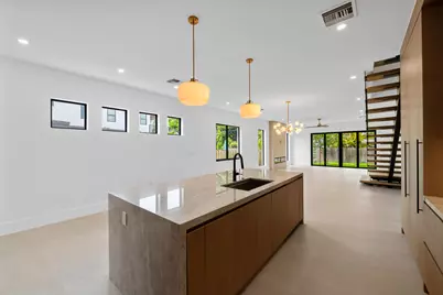 1131 NE 12th Avenue, Fort Lauderdale, FL 33304 - Photo 9