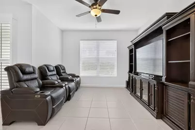 4168 Lagoon Shore Drive, Lake Worth, FL 33467 - Photo 13