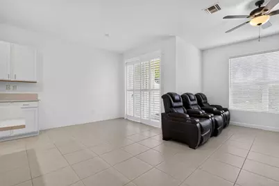 4168 Lagoon Shore Drive, Lake Worth, FL 33467 - Photo 9