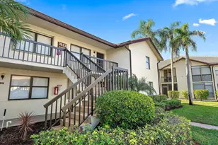 7633 Tahiti Ln, Lake Worth, FL 33467 - Photo 1