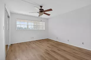 2651 S Palm Aire Dr, Pompano Beach, FL 33069 - Photo 23