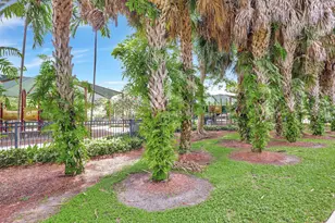 2651 S Palm Aire Dr, Pompano Beach, FL 33069 - Photo 33