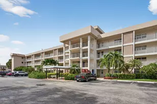 2651 S Palm Aire Dr, Pompano Beach, FL 33069 - Photo 1