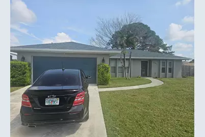 301 SW Violet Avenue, Port Saint Lucie, FL 34983 - Photo 3