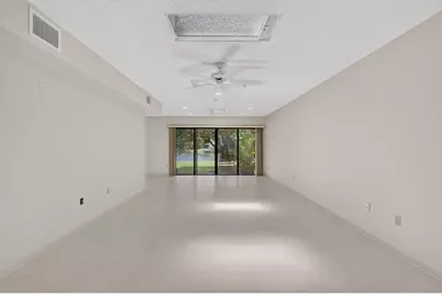 21877 Arriba Real, Boca Raton, FL 33433 - Photo 11