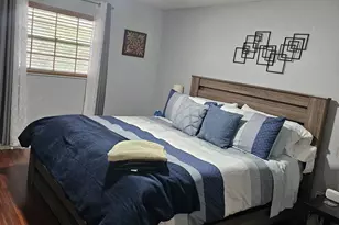 200 Country Club Dr, Largo, FL 33771 - Photo 13