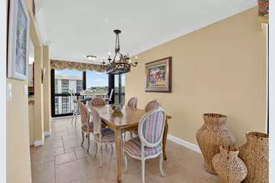 1761 SE Bridgewood Drive, Boca Raton, FL 33434 - Photo 5